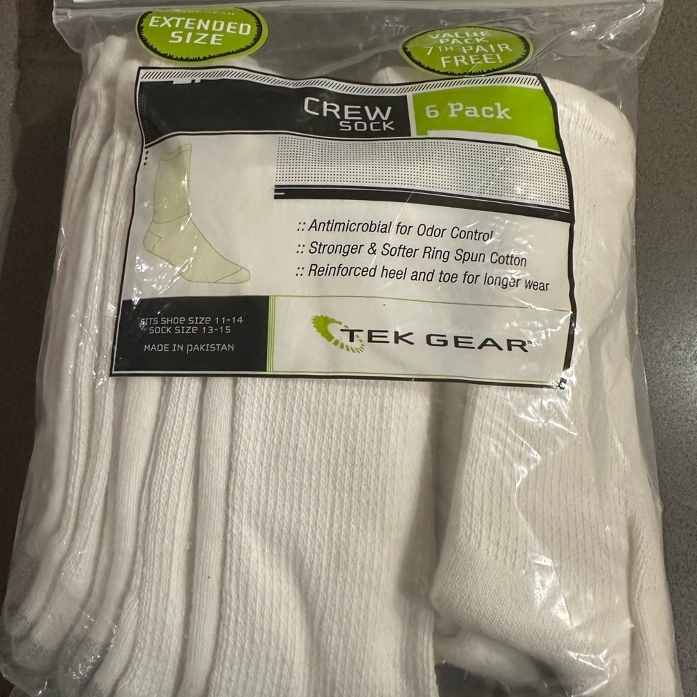 Tek Gear Crew Socks 6-Pack White NEW Antimicrobial Cushioned Cotton Blend